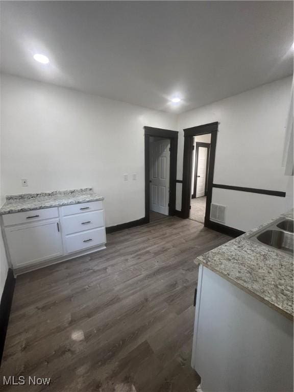 10410 Adams Ave, Cleveland, OH 44108 - photo 11