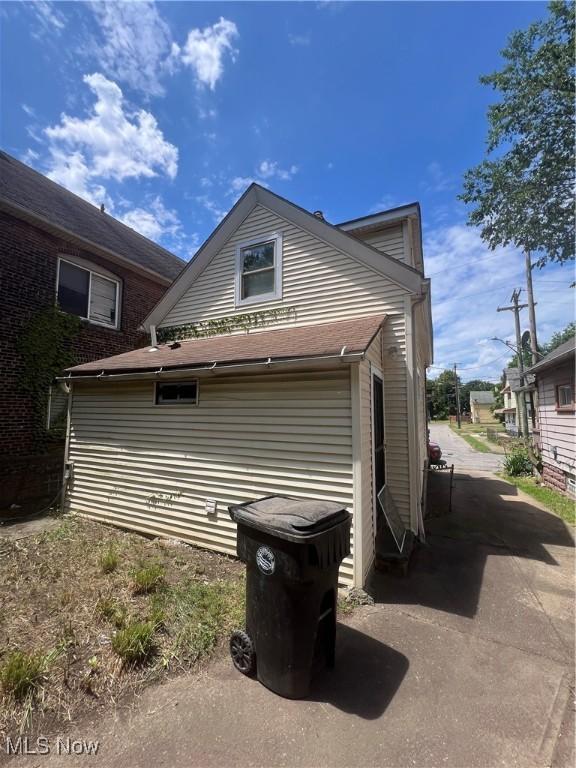 3413 E 72nd St, Cleveland, OH 44127 - photo 11