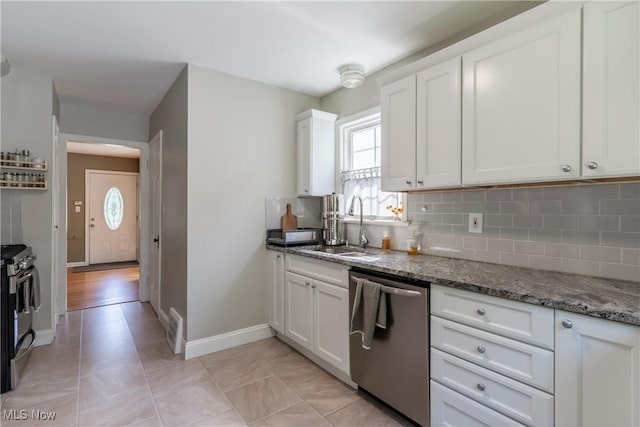 3601 E Scarborough Rd, University Heights, OH 44118 - photo 9