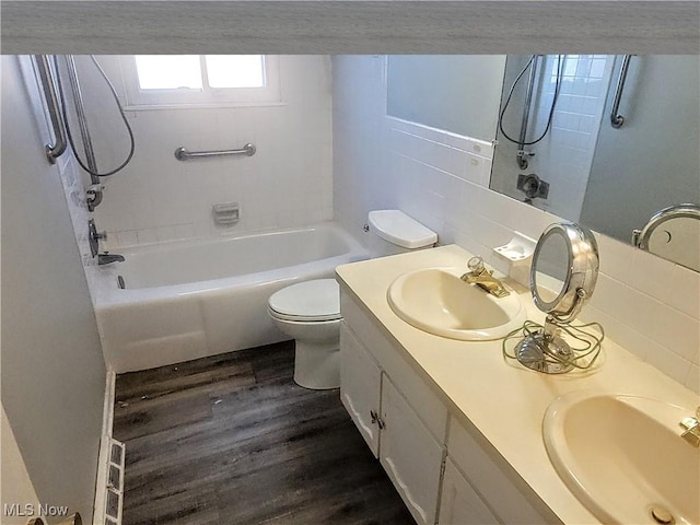 6212 Elmdale Rd, Brook Park, OH 44142 - photo 7