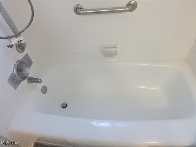 6212 Elmdale Rd, Brook Park, OH 44142 - photo 8
