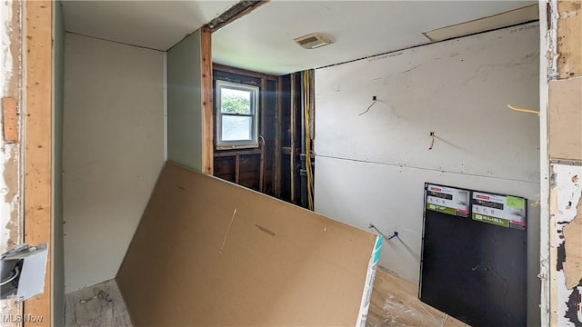 612 W Osborne St, Sandusky, OH 44870 - view of miscellaneous room