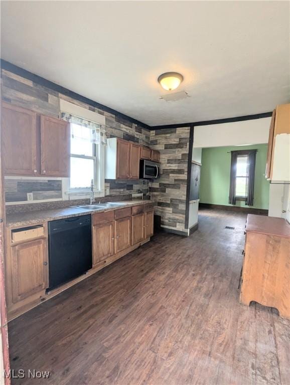 749 Bond Ave, Barnesville, OH 43713 - photo 3