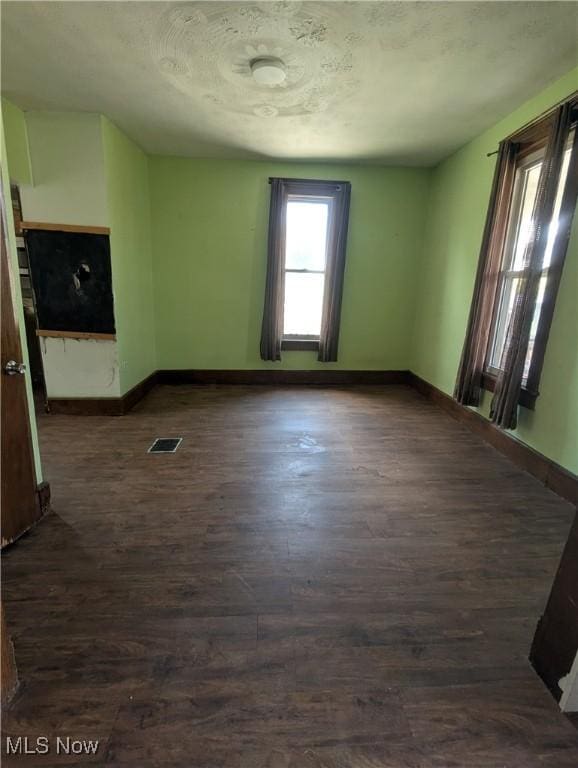 749 Bond Ave, Barnesville, OH 43713 - photo 4