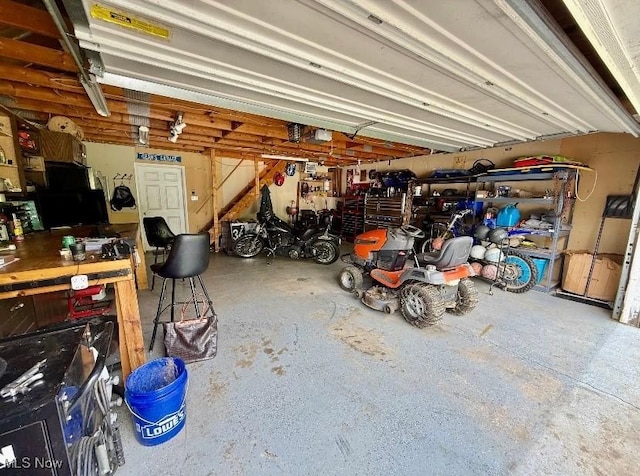 1711 Hardins Run Rd, New Cumberland, WV 26047 - garage with a workshop area
