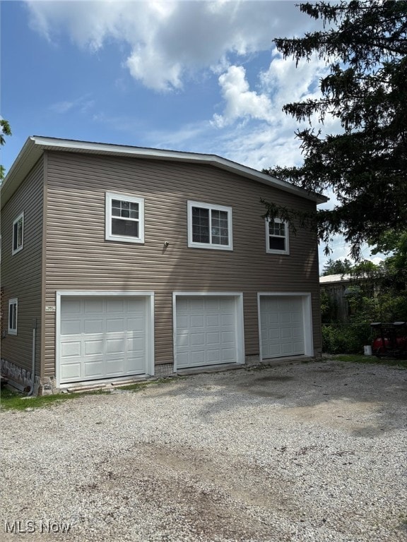 206 Court St, Chardon, OH 44024 - photo 3
