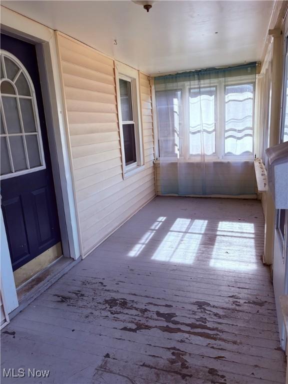 526 7th St, Fairport Harbor, OH 44077 - photo 6
