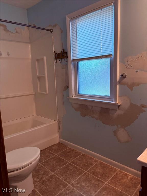 526 7th St, Fairport Harbor, OH 44077 - photo 9