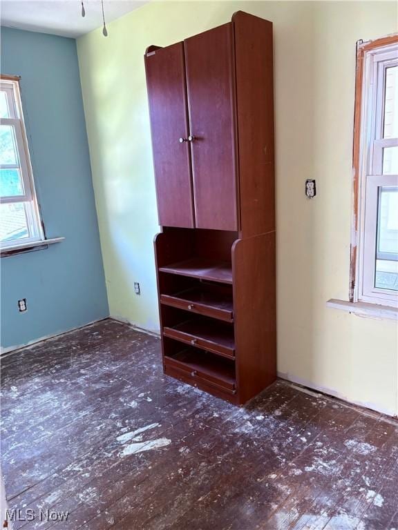 526 7th St, Fairport Harbor, OH 44077 - photo 18
