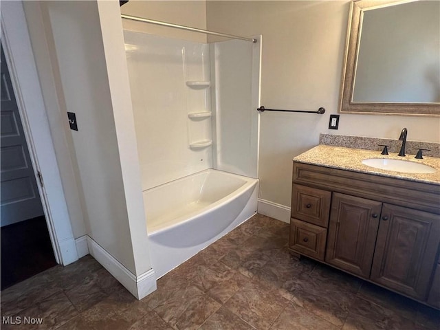 423 W Main St, Barnesville, OH 43713 - full bath featuring vanity and shower / bath combination