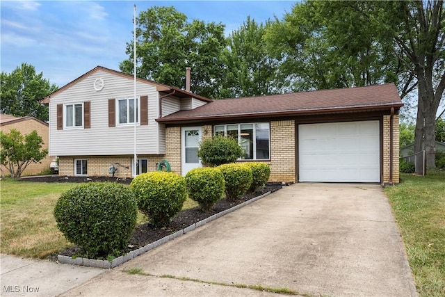 842 Hollywood Blvd, Elyria, OH 44035 - photo 1