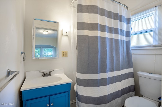 1333 Meriline St, Cuyahoga Falls, OH 44221 - full bath with vanity and curtained shower