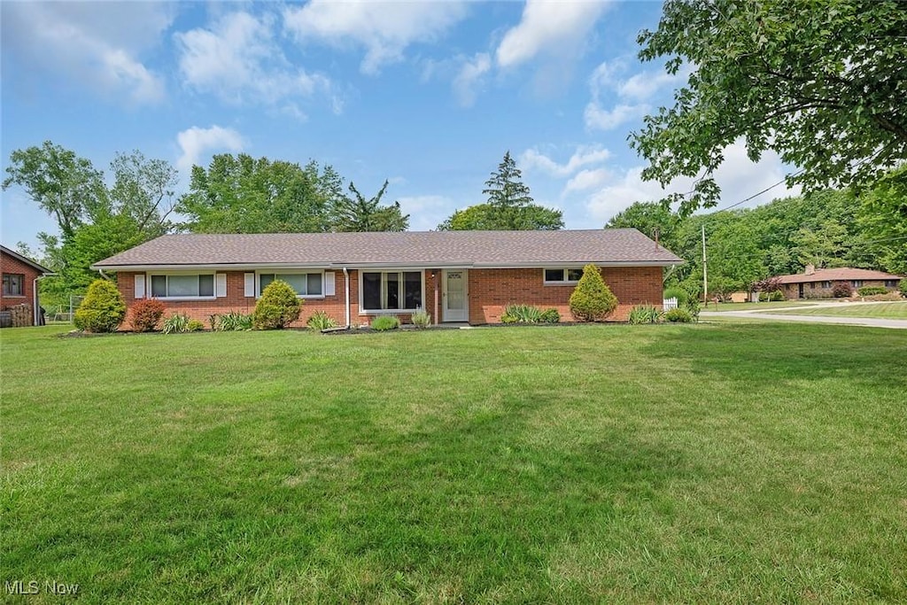 8718 Falls Ln, Broadview Heights, OH 44147 - photo 1