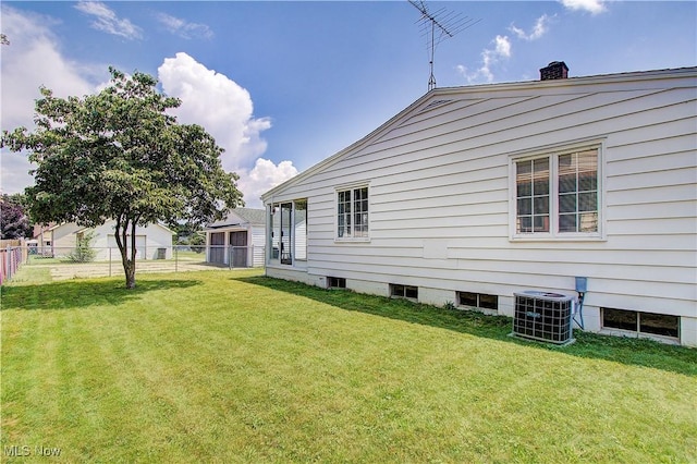 1648 Frederick Ave SW, Canton, OH 44706 - view of yard