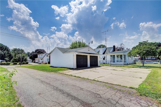 1648 Frederick Ave SW, Canton, OH 44706 - view of front of house featuring driveway
