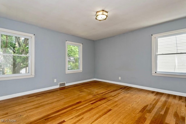 4098 Bushnell Rd, University Heights, OH 44118 - photo 25