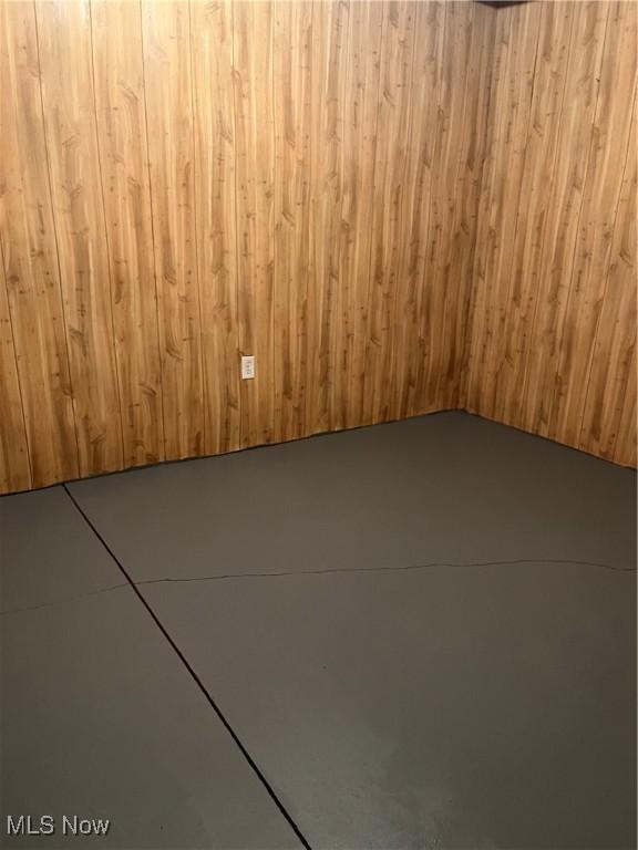 5644 Hurlburt Rd, Rome, OH 44085 - photo 39