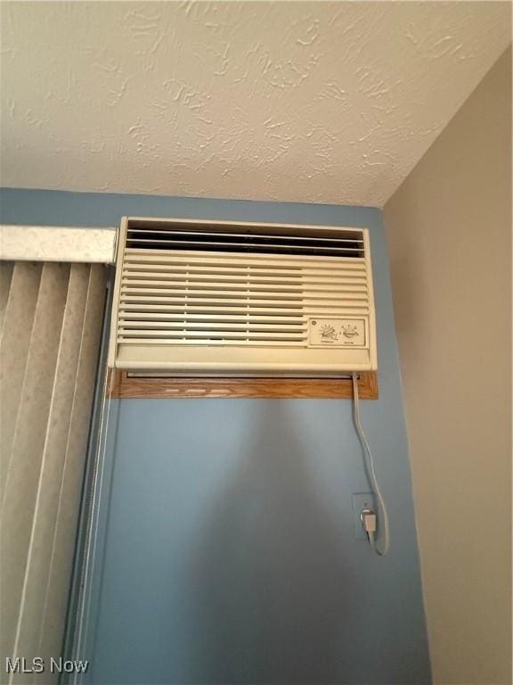 873 Auburn Hills Dr Unit 3, Youngstown, OH 44512 - photo 13