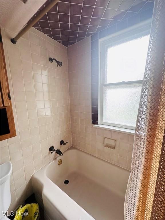 517 Fairway Blvd, Willowick, OH 44095 - photo 16
