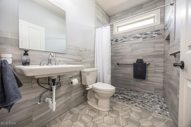 390 Powell Riverfront Rd, Saint Marys, WV 26170 - full bathroom with toilet and a tile shower