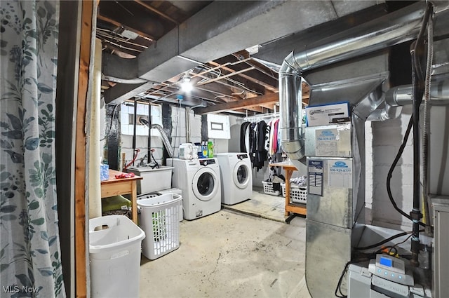2107 13th St, Cuyahoga Falls, OH 44223 - below grade area featuring washer and dryer