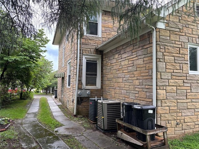 803 N 8th St, Cambridge, OH 43725 - photo 4