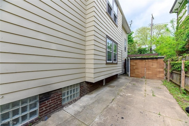 1753 Collamer Ave, Cleveland, OH 44112 - photo 4