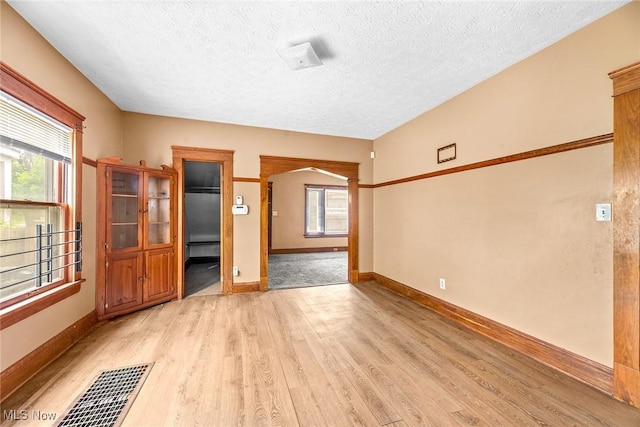 1753 Collamer Ave, Cleveland, OH 44112 - photo 15