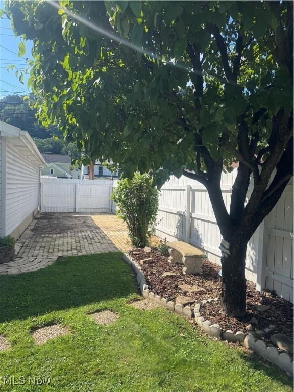609 Broadway, Wellsville, OH 43968 - photo 13