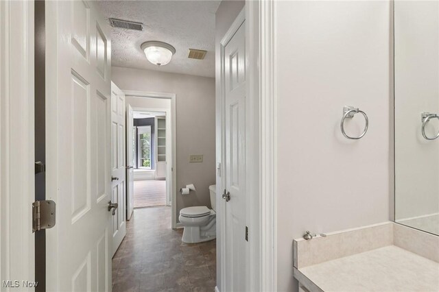 19307 Araglin Ct, Strongsville, OH 44149 - photo 38