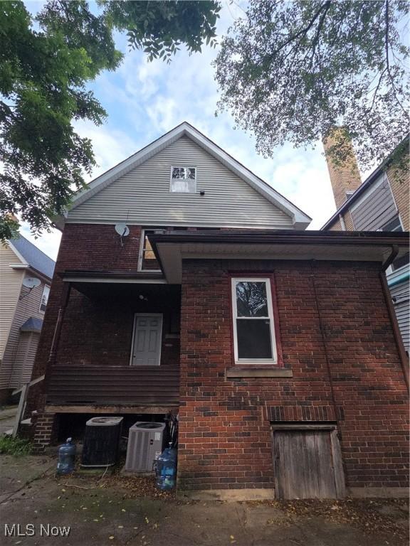 2101 Broadview Rd, Cleveland, OH 44109 - photo 8