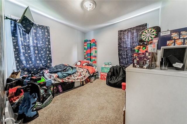 8006 Chesterfield Ave, Parma, OH 44129 - bedroom featuring carpet
