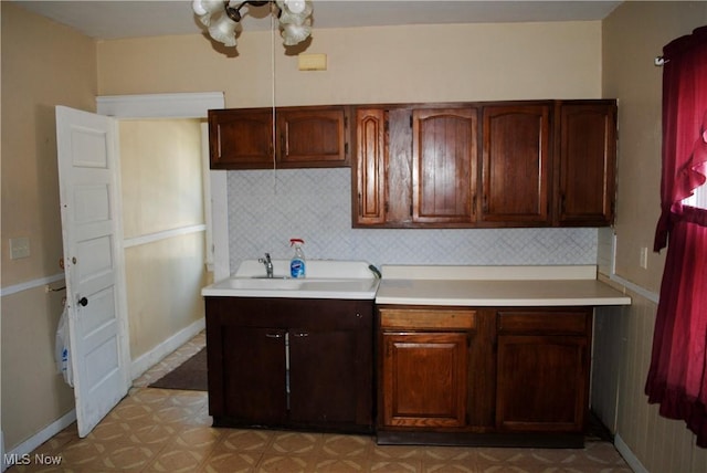 841 Whitcomb Rd, Cleveland, OH 44110 - photo 23