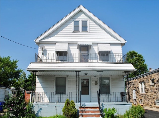 841 Whitcomb Rd, Cleveland, OH 44110 - photo 1