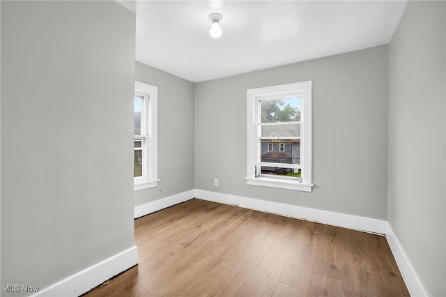 523 Gage St, Akron, OH 44311 - unfurnished room featuring baseboards and wood finished floors