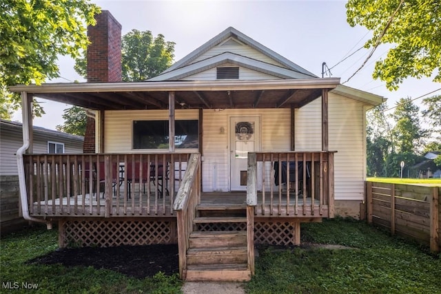 135 S 31st St, Newark, OH 43055 - view of front of property with a chimney