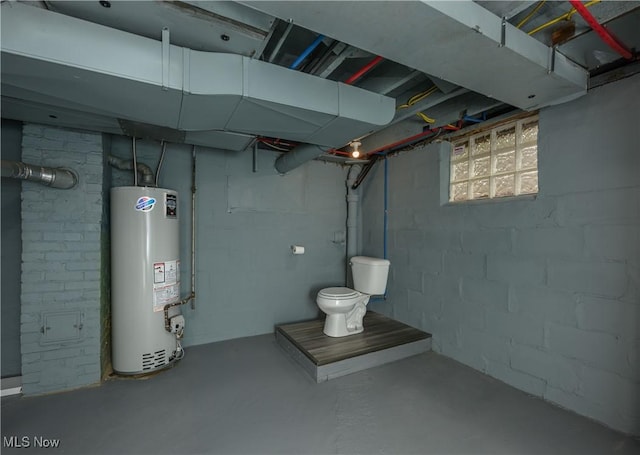 41 New St, Barberton, OH 44203 - basement with water heater