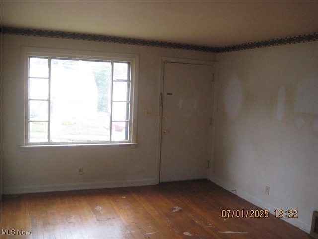 1610 Colonial Blvd NE, Canton, OH 44714 - photo 3