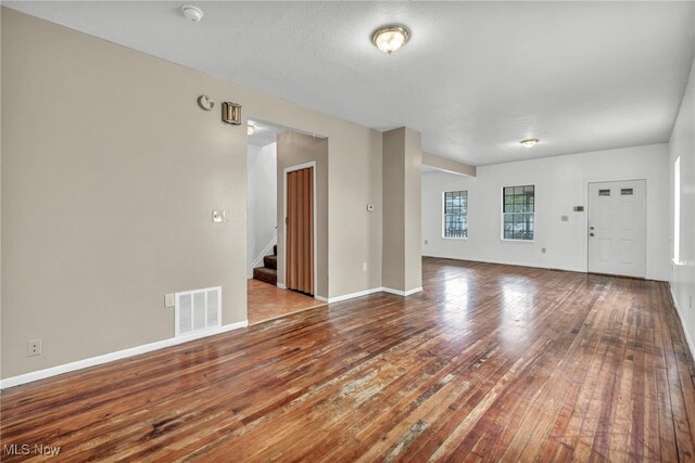 3566 Sykora Rd, Cleveland, OH 44105 - photo 15