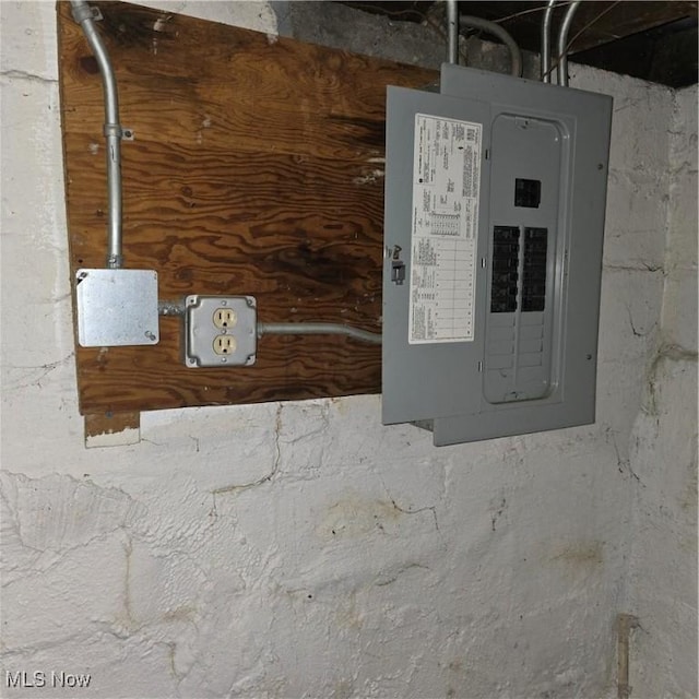 12708 Craven Ave, Cleveland, OH 44105 - photo 9