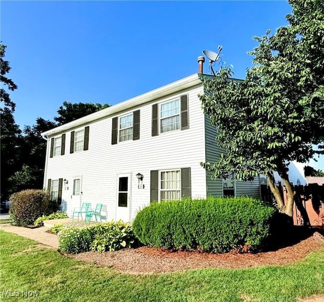 1489 Munroe Falls Ave, Cuyahoga Falls, OH 44221 - view of front of property featuring a patio area