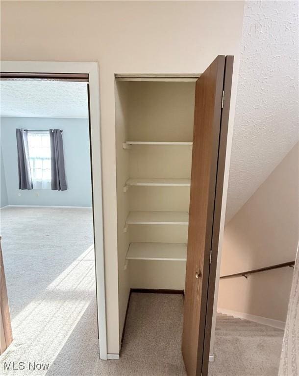 1489 Munroe Falls Ave, Cuyahoga Falls, OH 44221 - view of closet