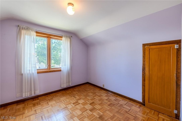 18620 Arrowhead Ave, Cleveland, OH 44119 - photo 25