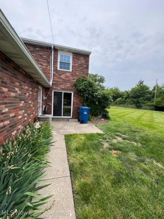24640 Clareshire Dr Unit A, North Olmsted, OH 44070 - photo 2