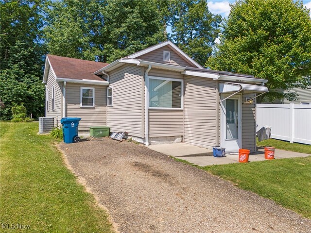 1642 N Park Ave NW, Canton, OH 44708 - photo 3