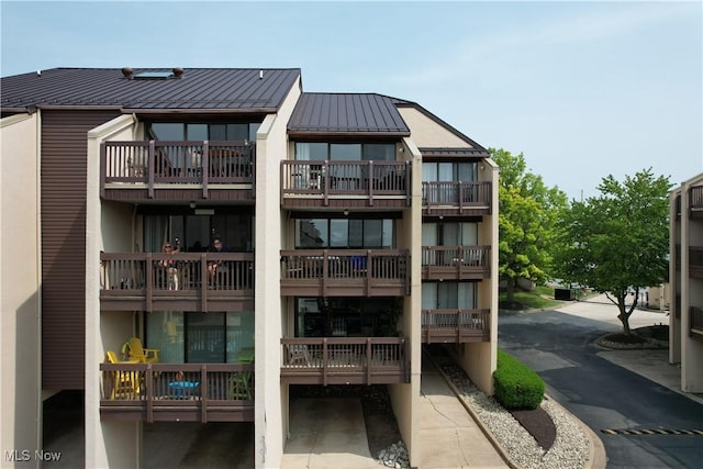 1807 E Perry St Unit 69, Port Clinton, OH 43452 - photo 1