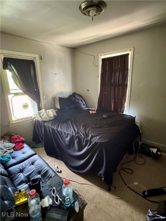 864 Delia Ave, Akron, OH 44320 - view of bedroom