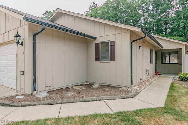 11238 Blodgett Creek Trl, Strongsville, OH 44149 - photo 3