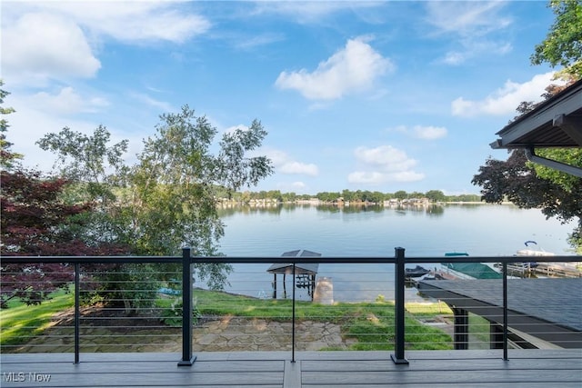 3350 S Main St, Akron, OH 44319 - wooden terrace featuring a water view