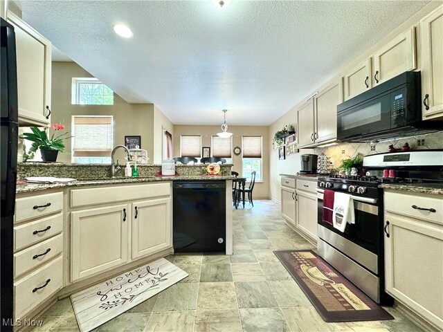 347 Deer Creek Trl, Cortland, OH 44410 - photo 17